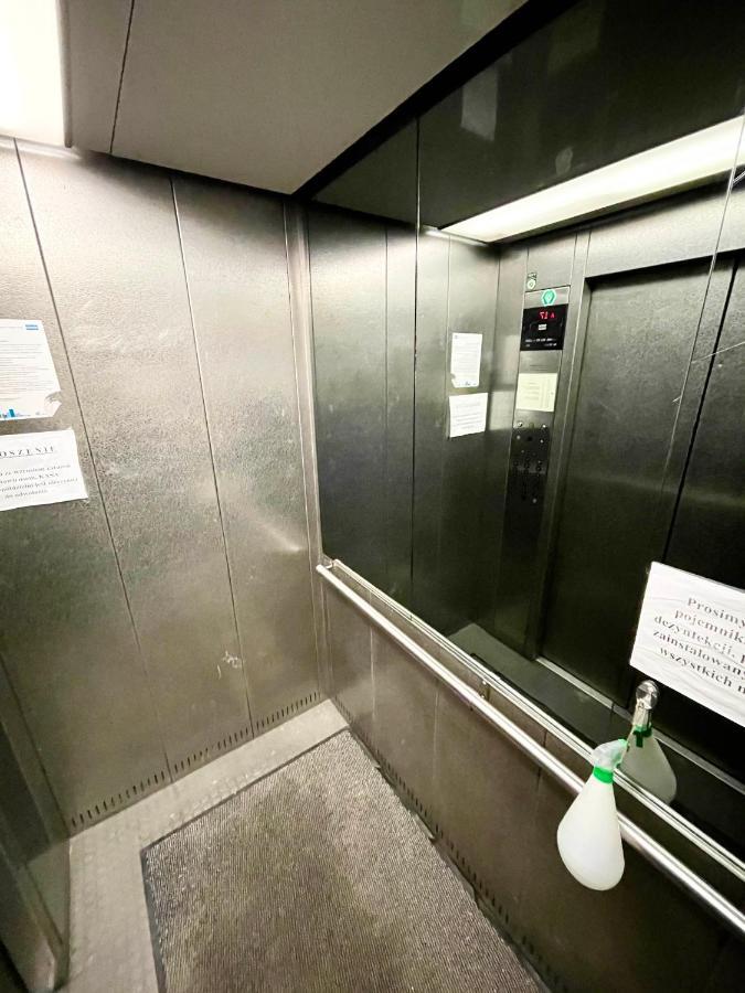 Super Apartament Blue Scisle Centrum Dwie Linie Metra Netflix Wifi 300 Mbs Panorama Miasta Warsaw Ngoại thất bức ảnh
